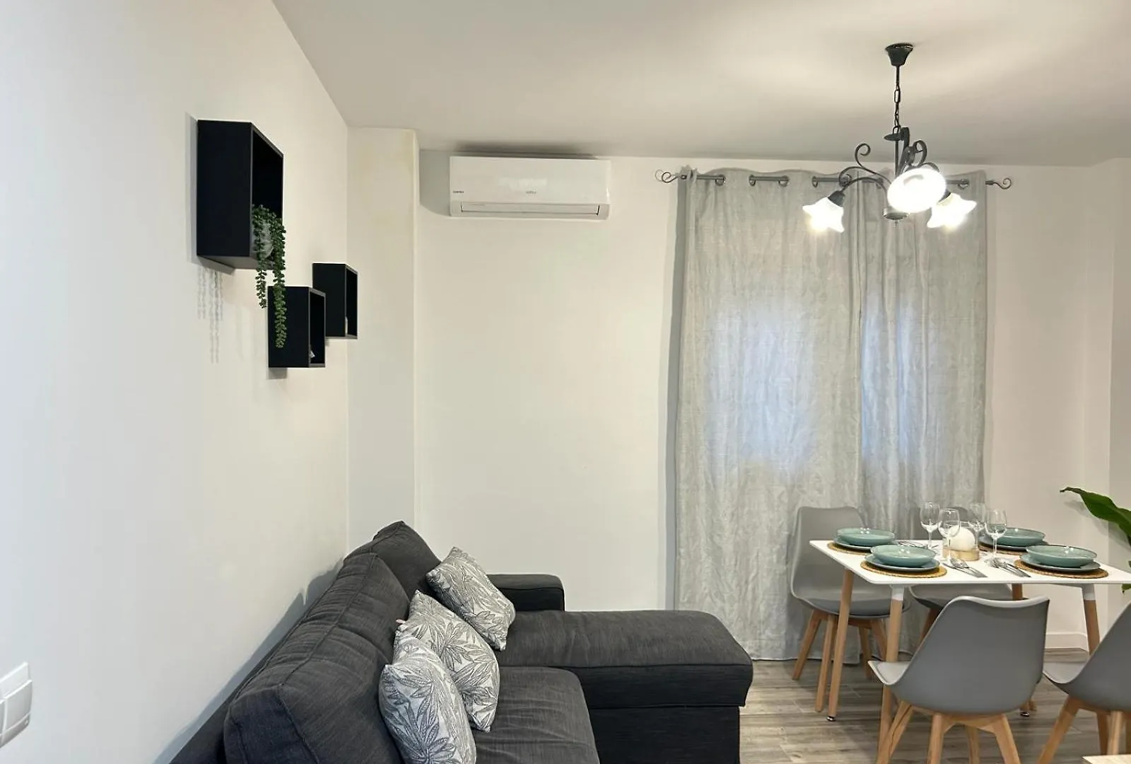 Apartment Poniente Beach Torre Del Mar 0*,