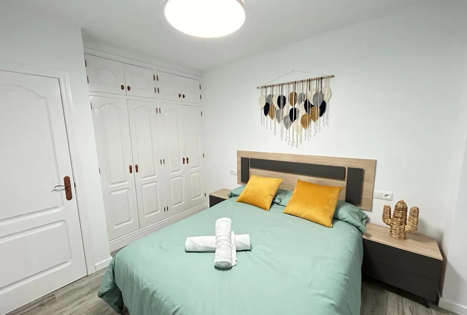 Apartment Poniente Beach Torre Del Mar